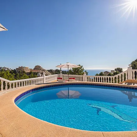 Vila Casa Urlisa *