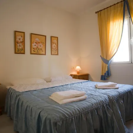 Casa Urlisa Vila *